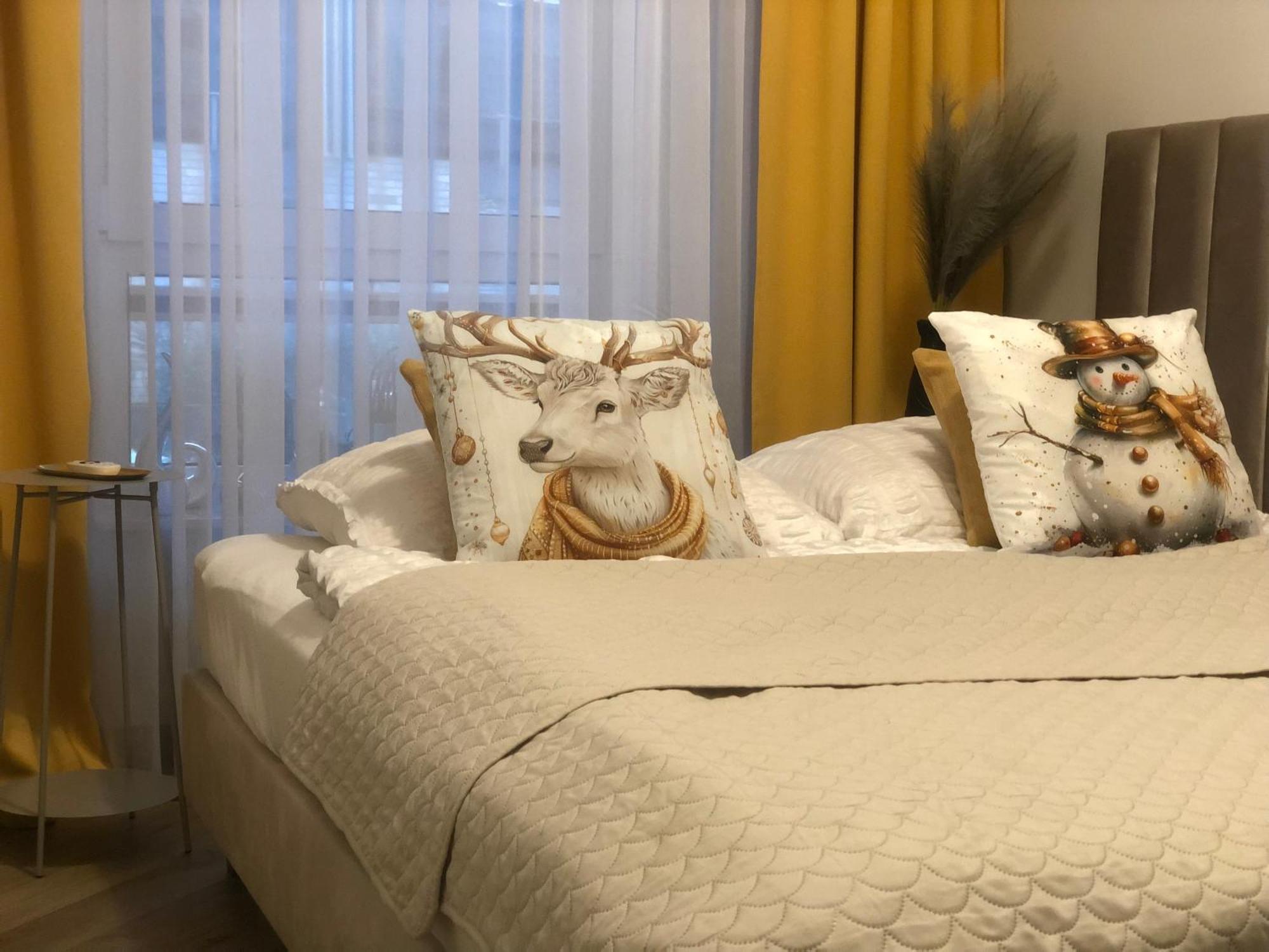 Komfortowe Apartamenty Kielce Klonowa ,Ogrodek, Garaz Podziemny, Samodzielne Wejscie Na Kod 24H Extérieur photo